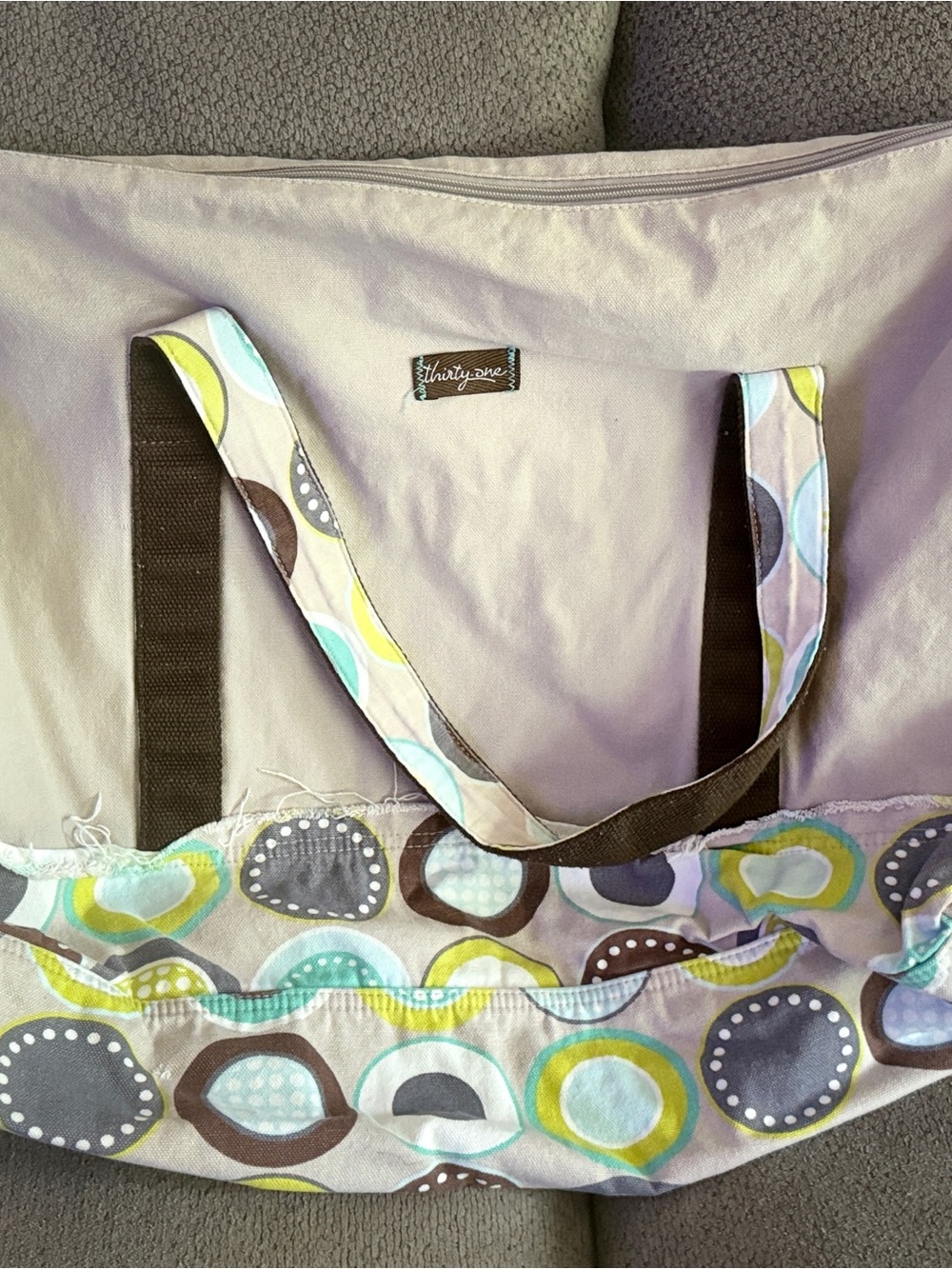 thirty-one Weekender Tote with Multicolor Circle Pattern